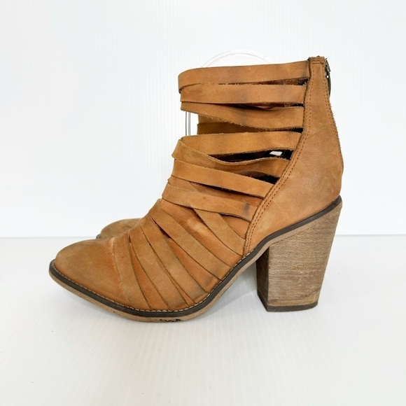 Free People Brown Hybrid Block Heel Ankle Strappy Leather Boots 38 EU or 7.5 US - Picture 3 of 10